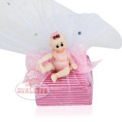 SCHÖNE SCHOKOLADE PEMBE BEBEK ELBİSELİ BEBEK