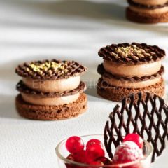 CALLEBAUT PASTA DEKORU MİNİ CAKE TOPS ROUND 780 GR
