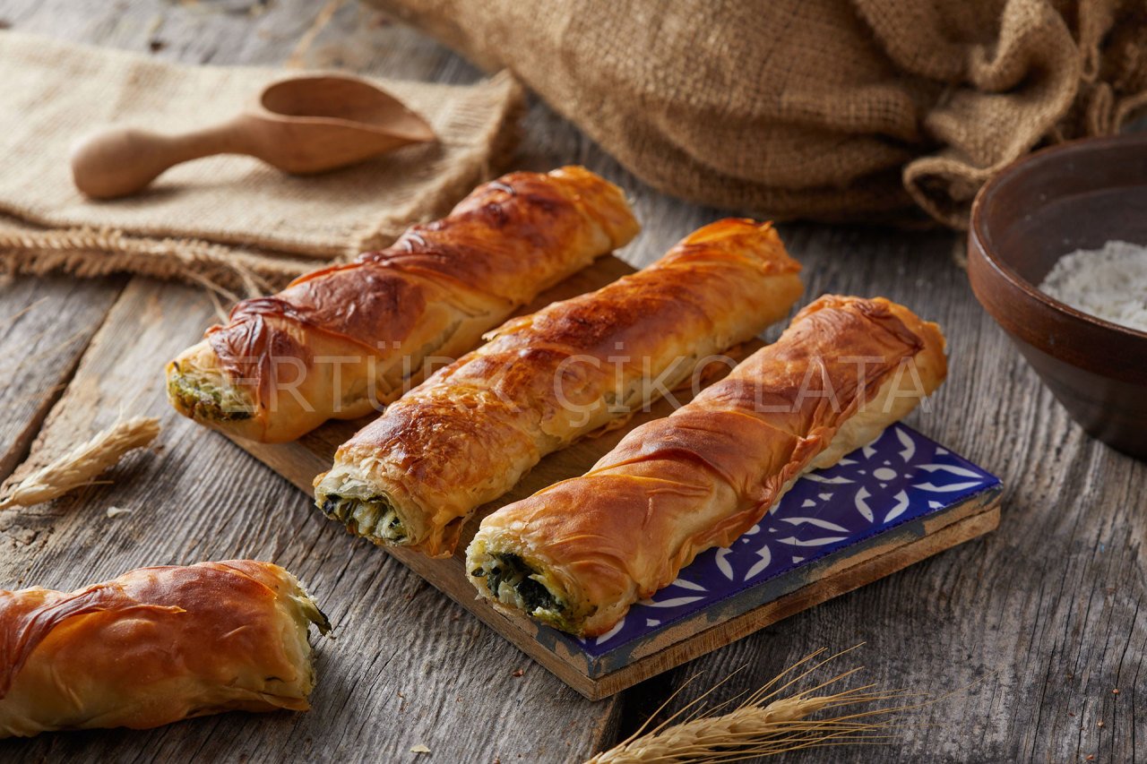 UNANA ISPANAKLI UZUN KALEM BÖREK 100 GR