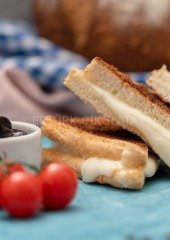 KİRMASTİ TAM YAĞLI TAZE DİLİMLİ TOST PEYNİRİ 1000 GR